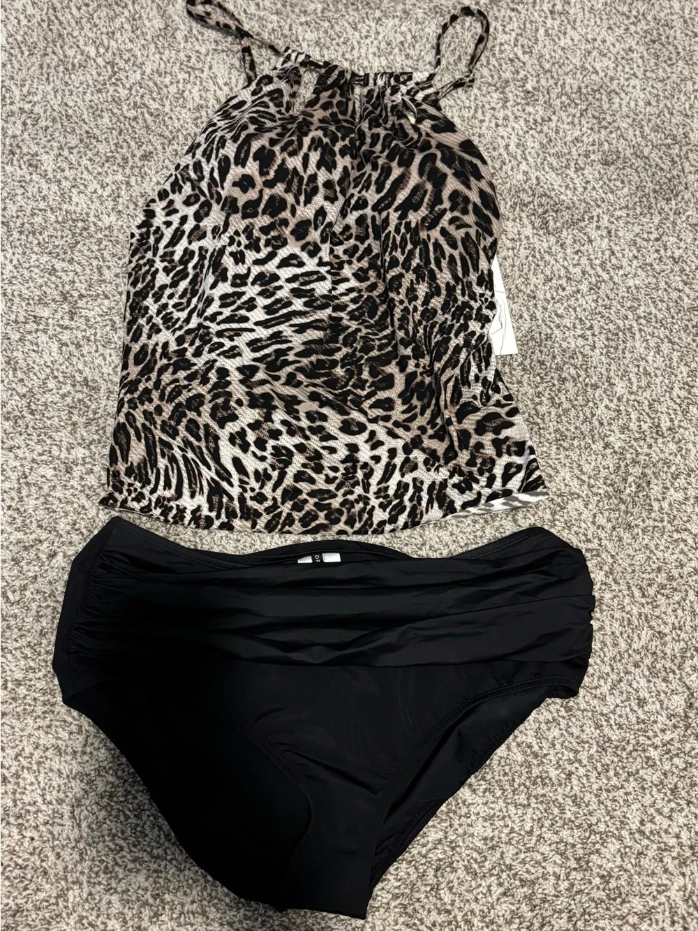 Dreamsuit women’s 2 piece swimsuit XL‎